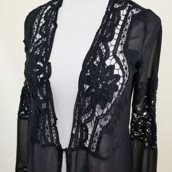 SOLD For Love and Lemons Annabelle robe black lace NWT - Picture 5 of 6